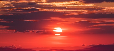 深度专题文章配图，分析球队战术体系