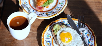 篮球比赛实时数据统计面板，展示得分篮板助攻