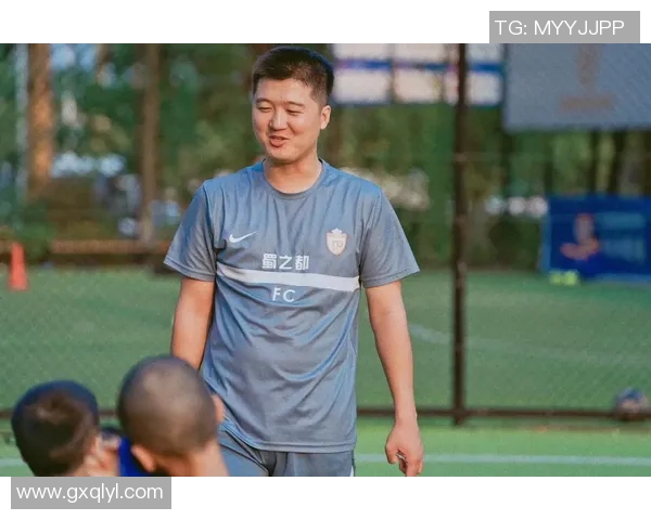 深度对话：刘强如何在足球与人生中追逐梦想与挑战